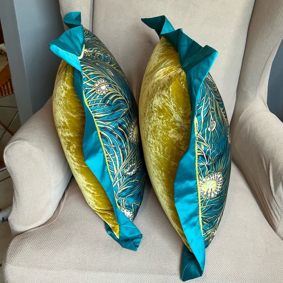 Liberty of London for Target 2010 Peacock Feathers Throw Pillows - Picture 4 of 14